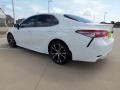 Super White - Camry SE Photo No. 11