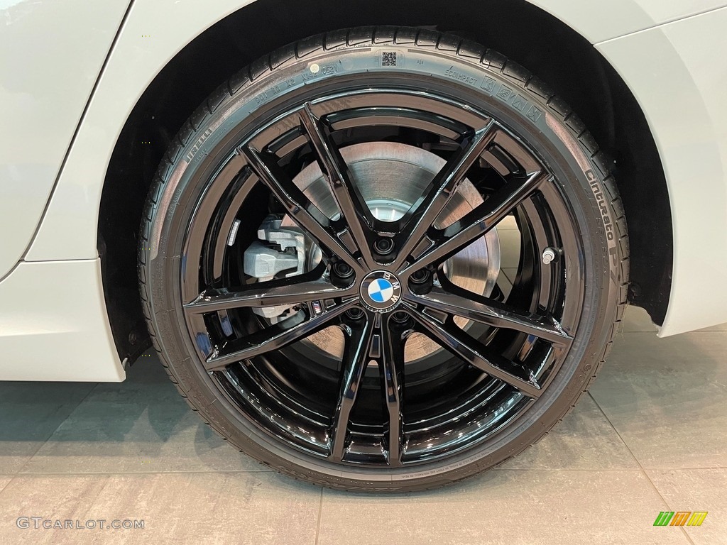 2021 3 Series 330i xDrive Sedan - Alpine White / Black photo #3