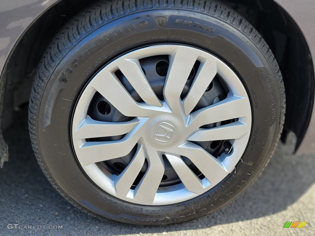2016 Honda Fit LX Wheel Photo #141924903