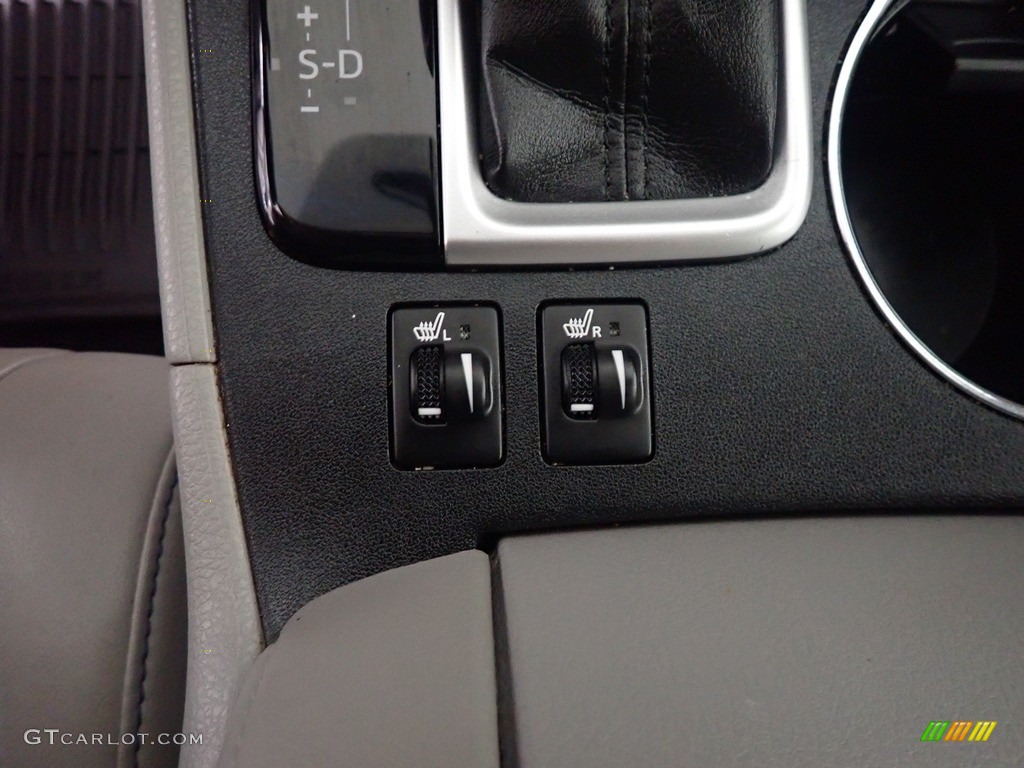 2015 Highlander XLE AWD - Attitude Black Metallic / Ash photo #3