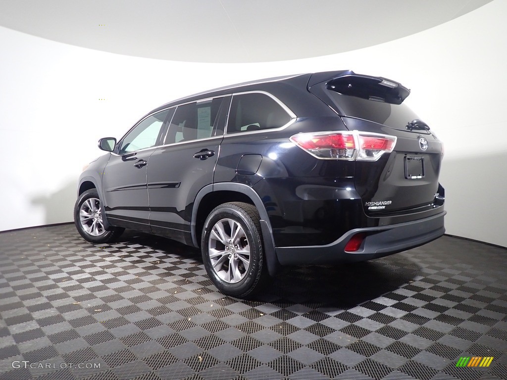 2015 Highlander XLE AWD - Attitude Black Metallic / Ash photo #14