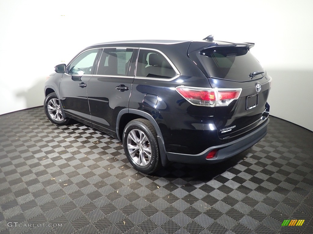 2015 Highlander XLE AWD - Attitude Black Metallic / Ash photo #15