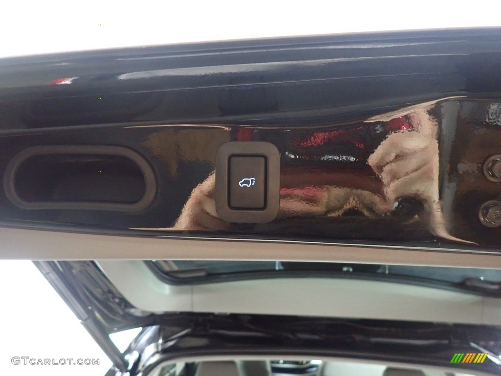 2015 Highlander XLE AWD - Attitude Black Metallic / Ash photo #18