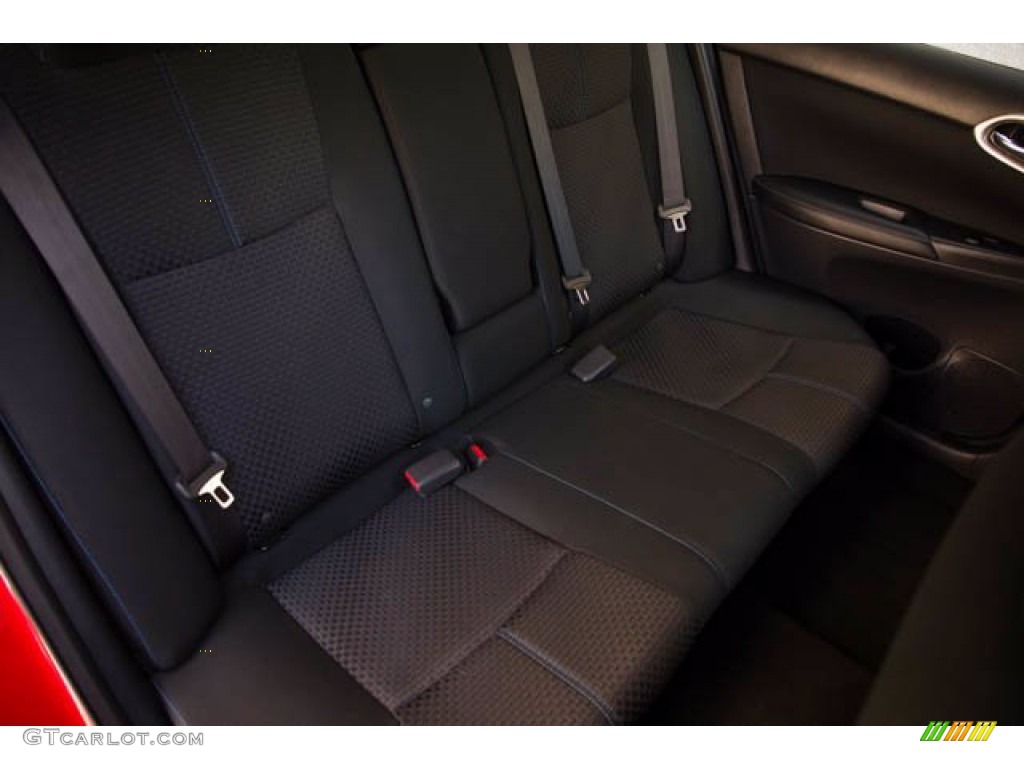 2019 Sentra SR - Red Alert / Charcoal photo #21