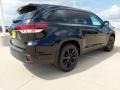 2019 Midnight Black Metallic Toyota Highlander XLE  photo #3