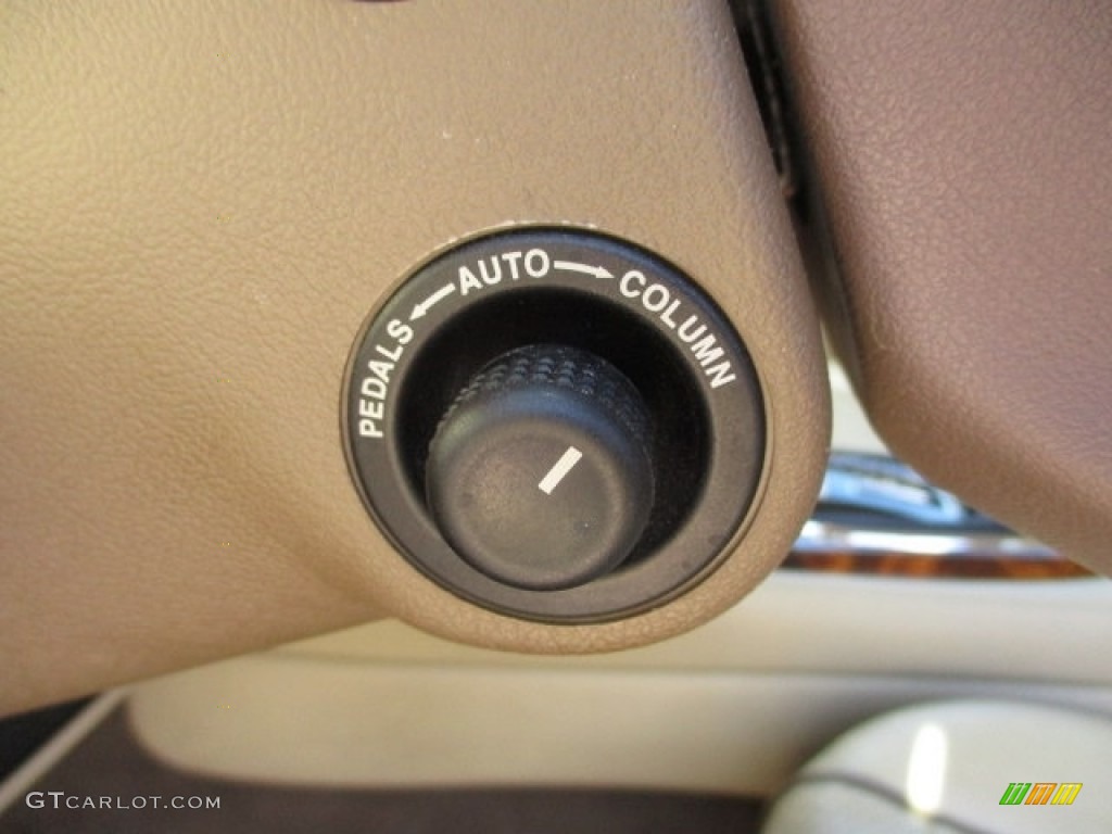 2008 Jaguar XJ XJ8 Controls Photo #141930783