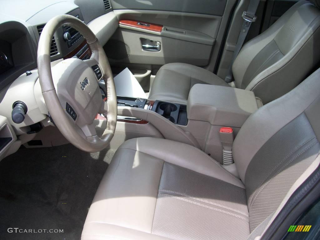 2005 Grand Cherokee Limited 4x4 - Deep Beryl Green Pearl / Dark Khaki/Light Graystone photo #2