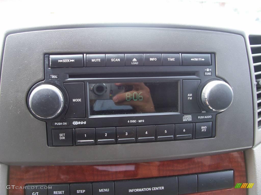 2005 Grand Cherokee Limited 4x4 - Deep Beryl Green Pearl / Dark Khaki/Light Graystone photo #6