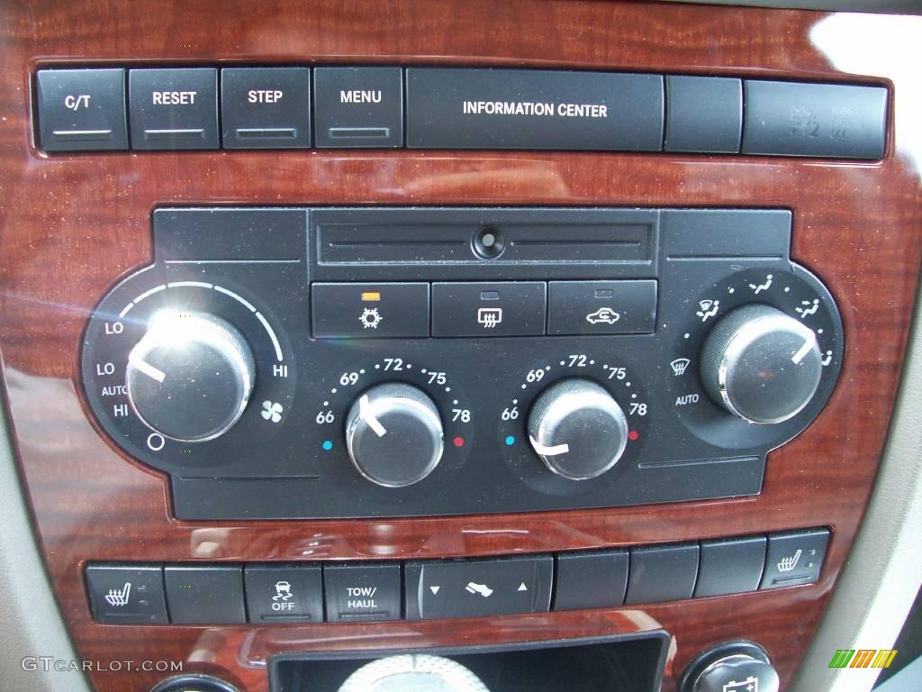 2005 Grand Cherokee Limited 4x4 - Deep Beryl Green Pearl / Dark Khaki/Light Graystone photo #7