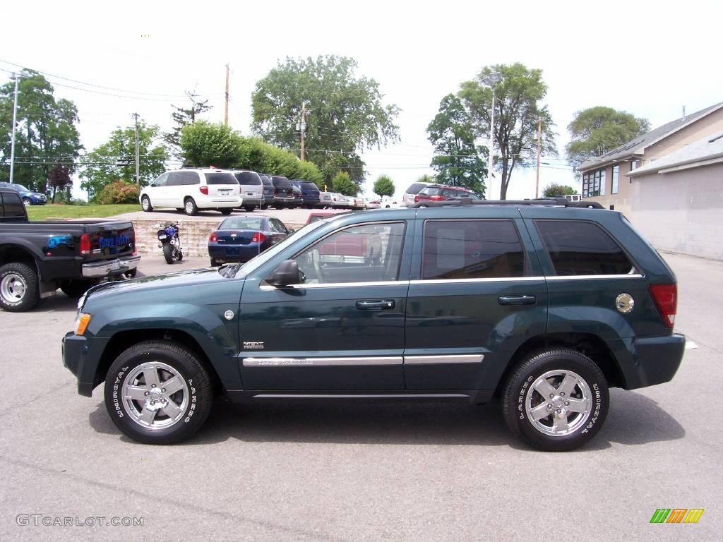 2005 Grand Cherokee Limited 4x4 - Deep Beryl Green Pearl / Dark Khaki/Light Graystone photo #9