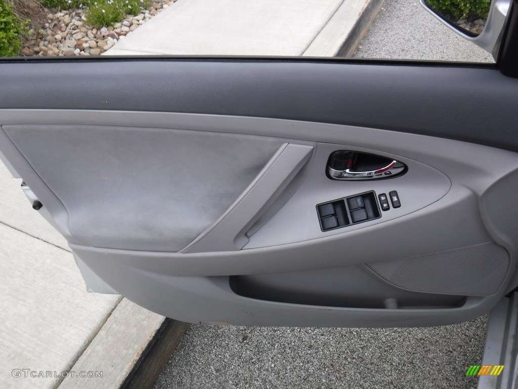 2007 Camry LE - Titanium Metallic / Ash photo #18