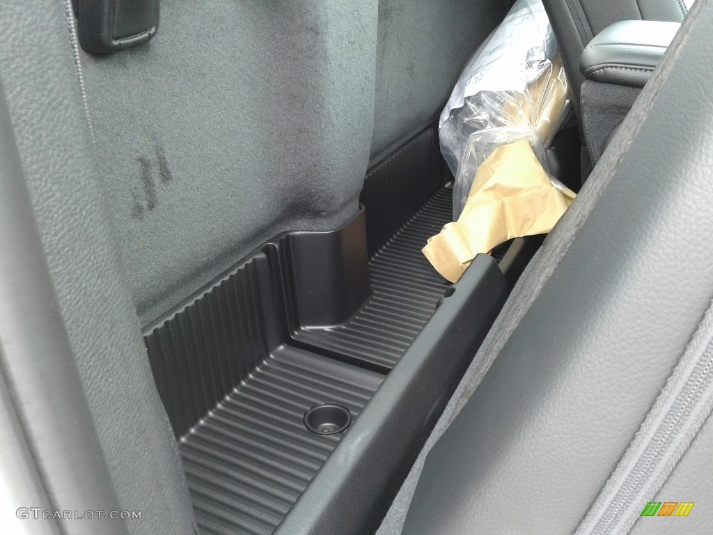 2021 Ram 4500 Tradesman Regular Cab 4x4 Chassis Rear Seat Photos