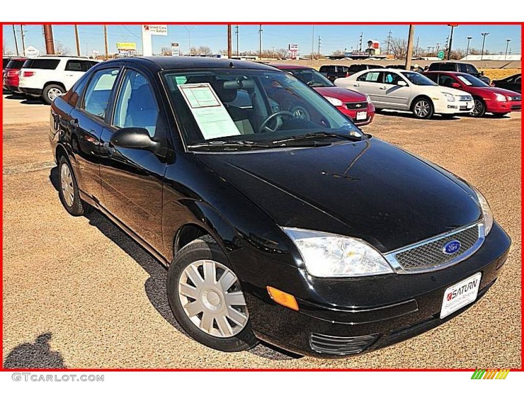 2007 Focus ZX4 S Sedan - Pitch Black / Charcoal/Light Flint photo #8