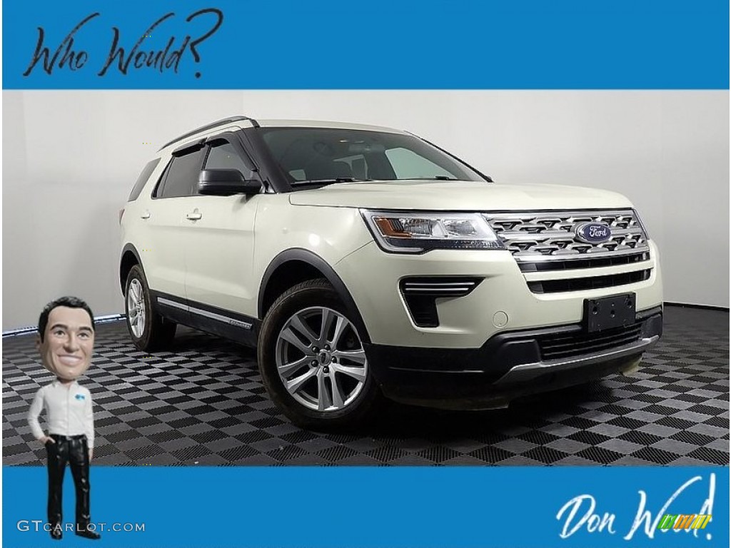 2018 Explorer XLT 4WD - Platinum Dune / Ebony Black photo #1