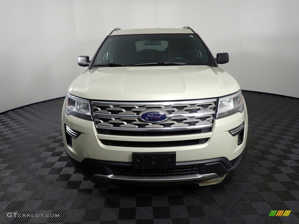 2018 Explorer XLT 4WD - Platinum Dune / Ebony Black photo #5
