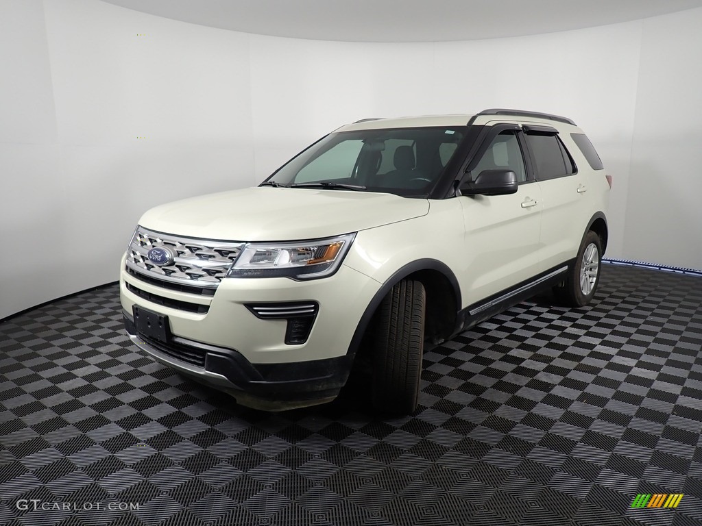 2018 Explorer XLT 4WD - Platinum Dune / Ebony Black photo #7