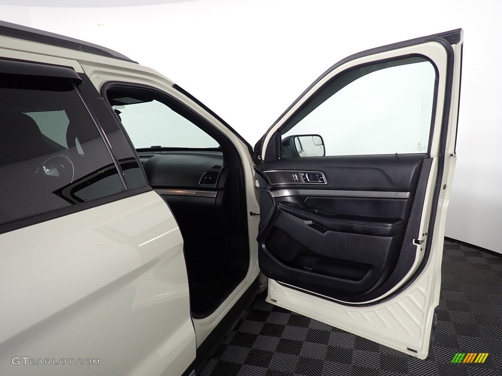 2018 Explorer XLT 4WD - Platinum Dune / Ebony Black photo #31