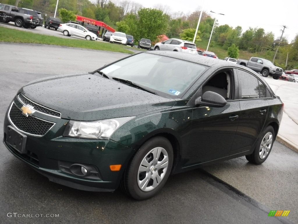 2014 Cruze LS - Rainforest Green Metallic / Jet Black/Medium Titanium photo #9