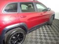 Deep Cherry Red Crystal Pearl - Cherokee Trailhawk 4x4 Photo No. 19