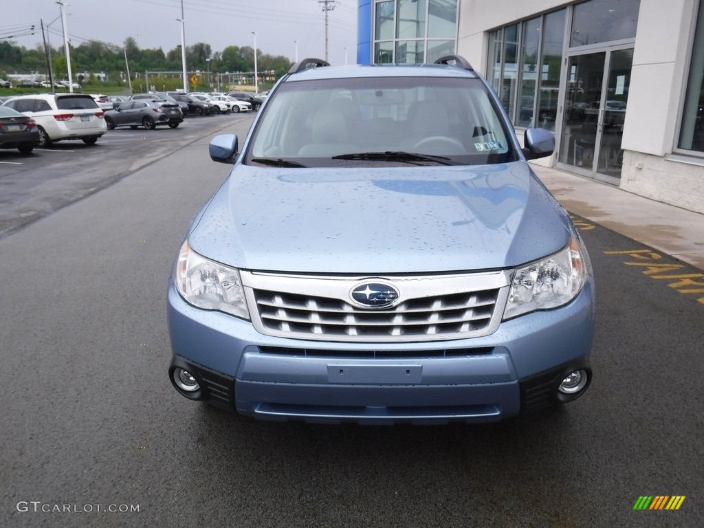 2011 Forester 2.5 X Premium - Sky Blue Metallic / Platinum photo #5