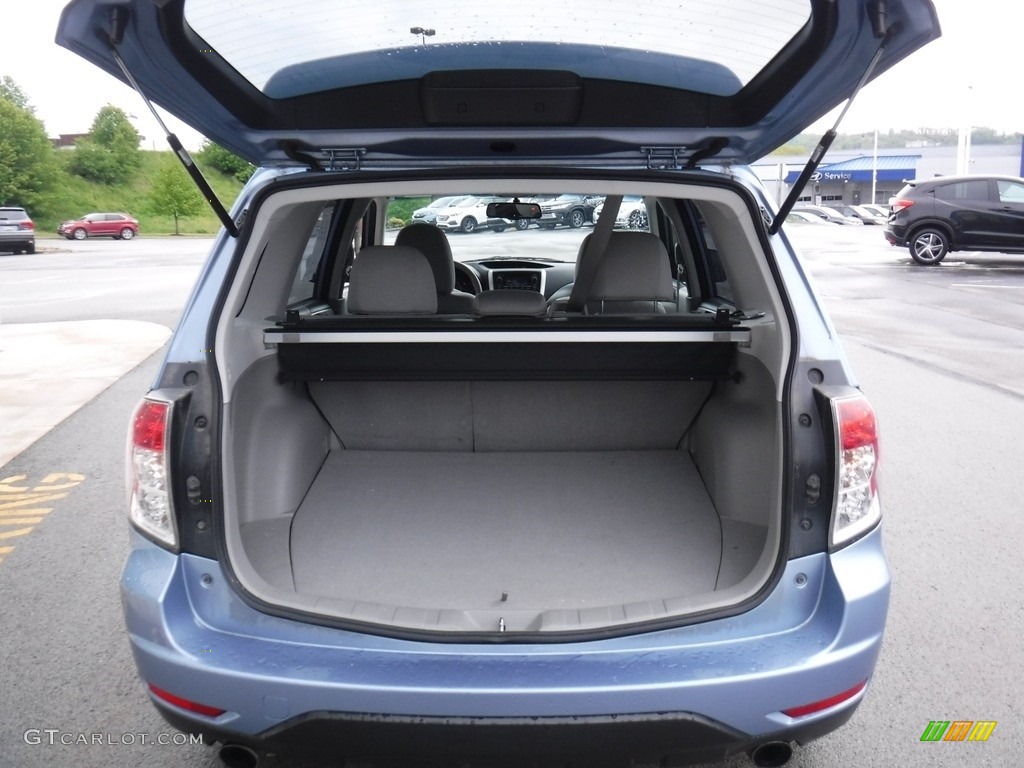 2011 Forester 2.5 X Premium - Sky Blue Metallic / Platinum photo #27