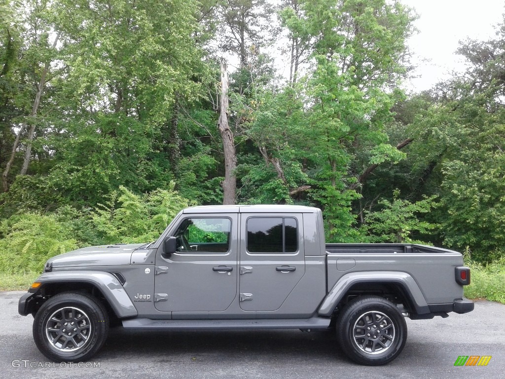 2021 Gladiator Overland 4x4 - Sting-Gray / Black photo #1