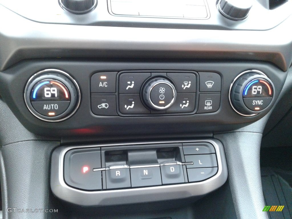 2020 GMC Acadia AT4 AWD Controls Photo #141945399