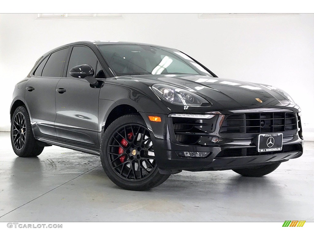 2018 Porsche Macan GTS Exterior Photos