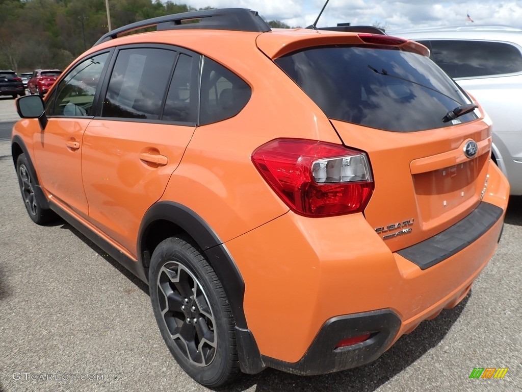 2013 XV Crosstrek 2.0 Premium - Tangerine Orange Pearl / Black photo #4