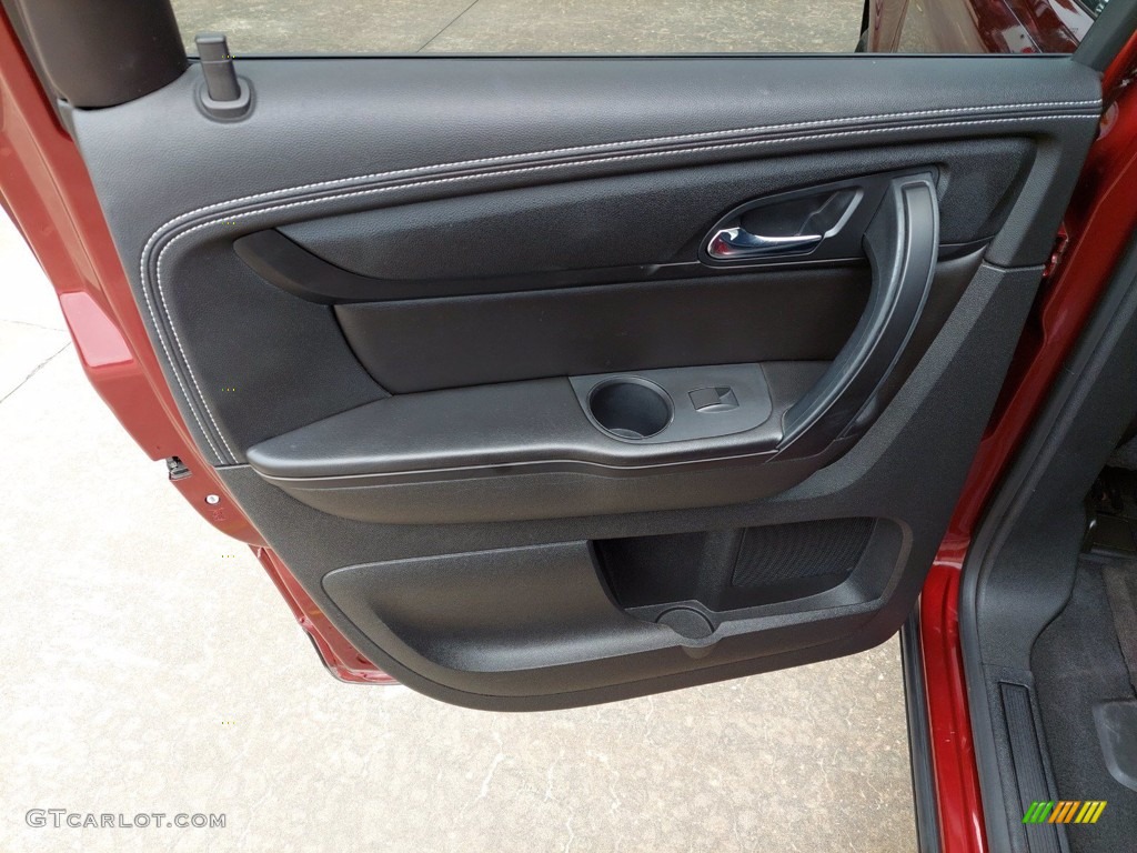 2017 Traverse LT - Siren Red Tintcoat / Ebony photo #20