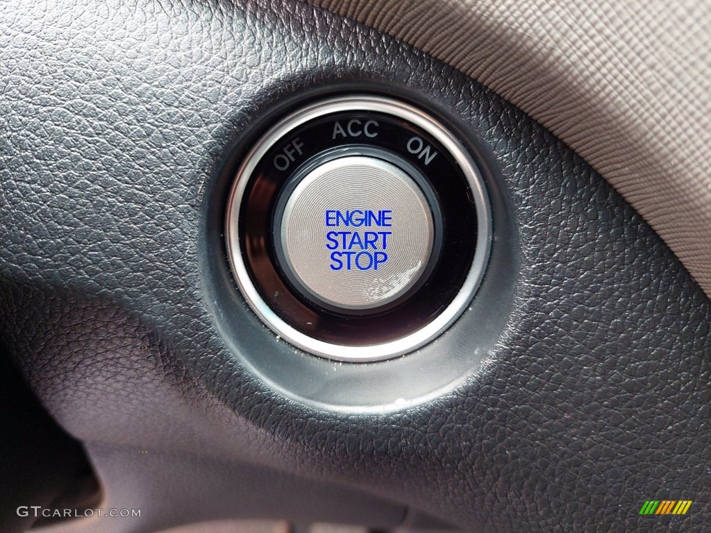 2019 Hyundai Santa Fe XL Limited Ultimate Controls Photos