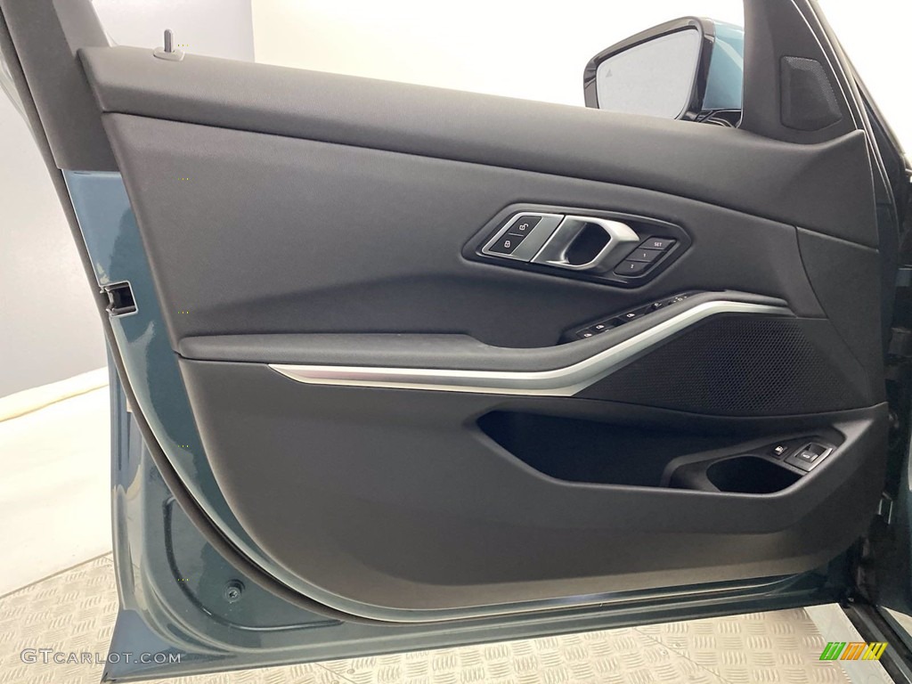 2021 BMW 3 Series 330e Sedan Black Door Panel Photo #141950715