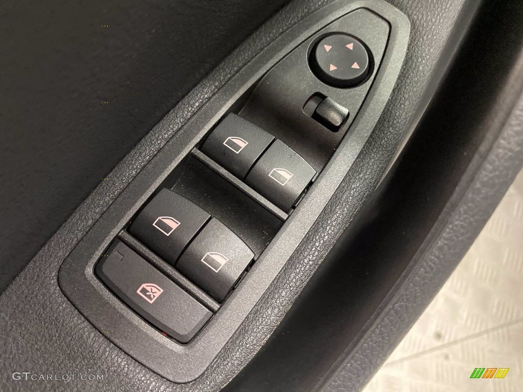 2018 X2 xDrive28i - Mineral Grey Metallic / Black photo #14