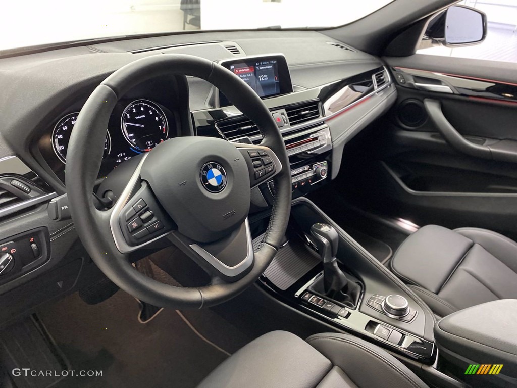 2018 X2 xDrive28i - Mineral Grey Metallic / Black photo #16