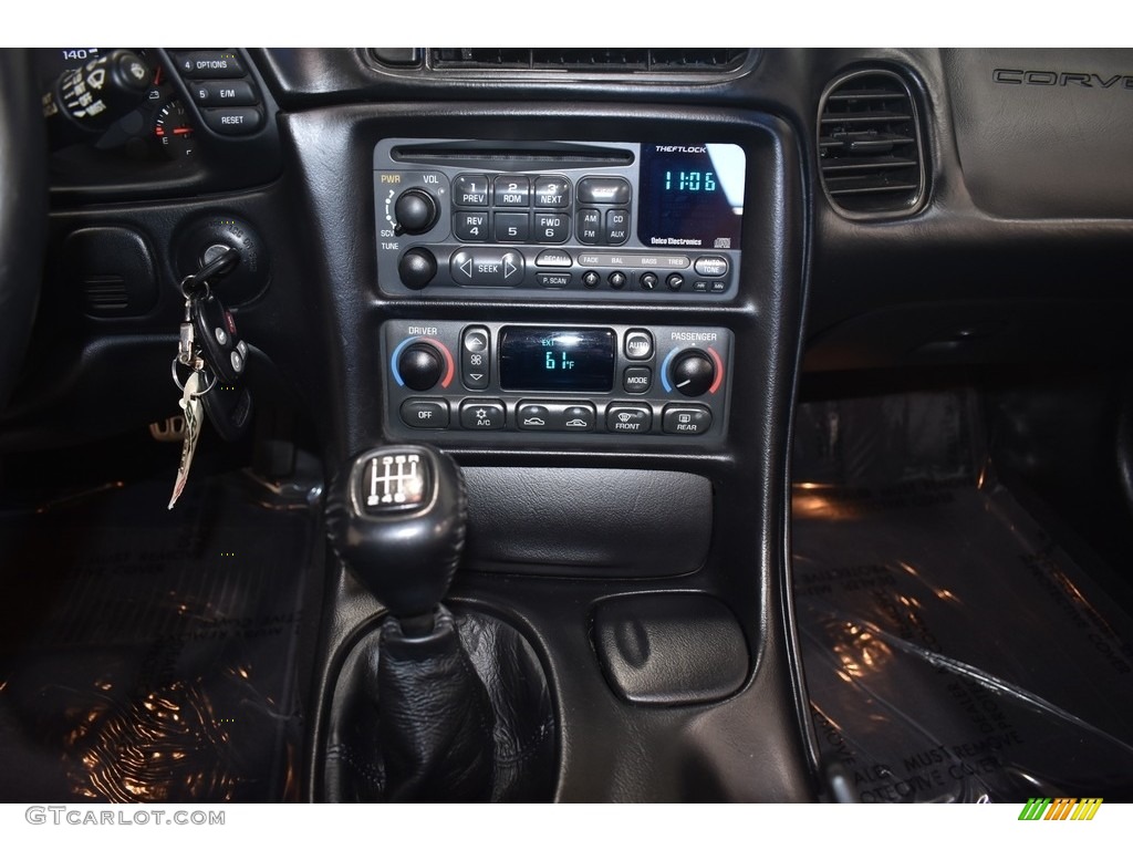 2002 Chevrolet Corvette Convertible 6 Speed Manual Transmission Photo #141951810