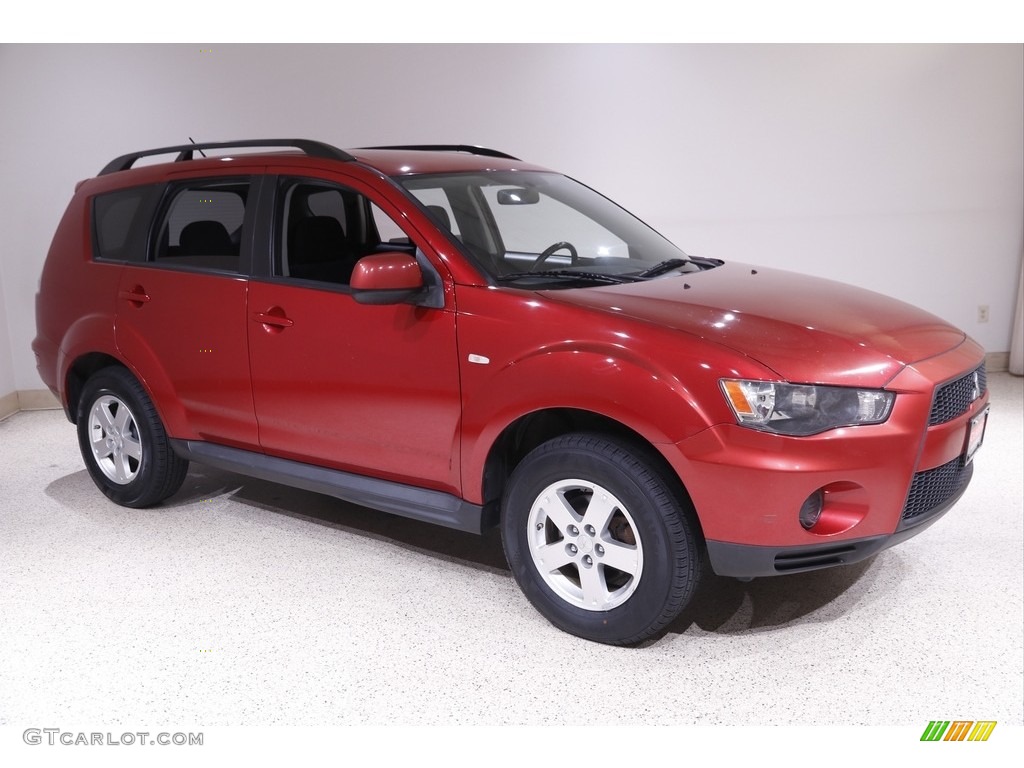 2010 Outlander ES - Rally Red Metallic / Black photo #1