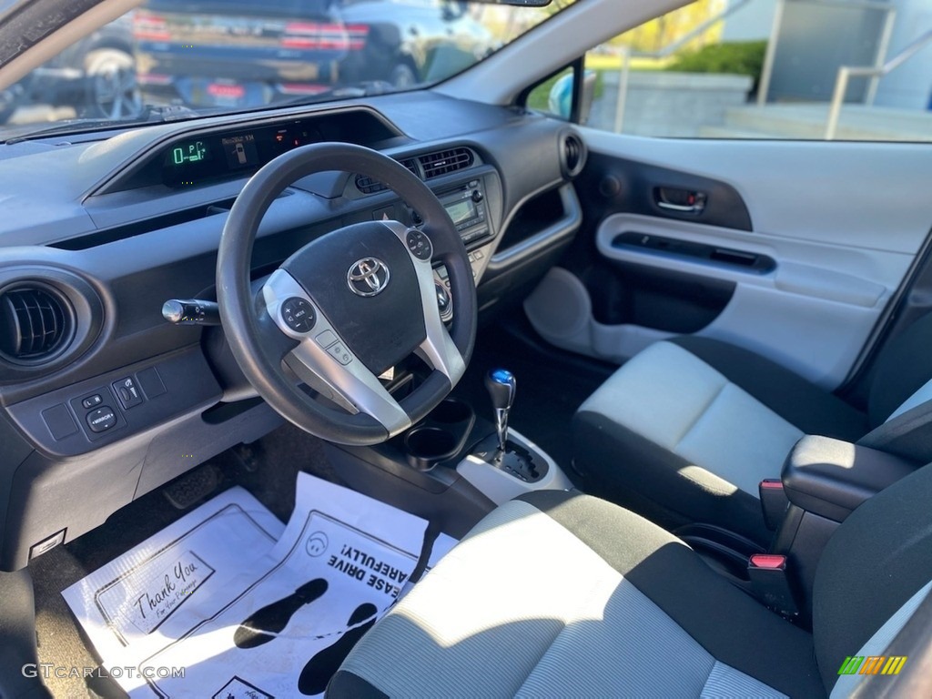 2013 Prius c Hybrid Two - Blue Streak Metallic / Light Blue Gray/Black photo #3