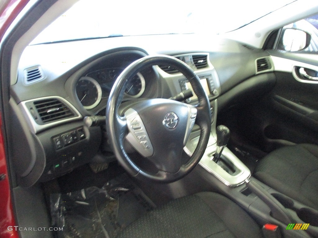 2013 Sentra SR - Red Brick / Charcoal photo #27