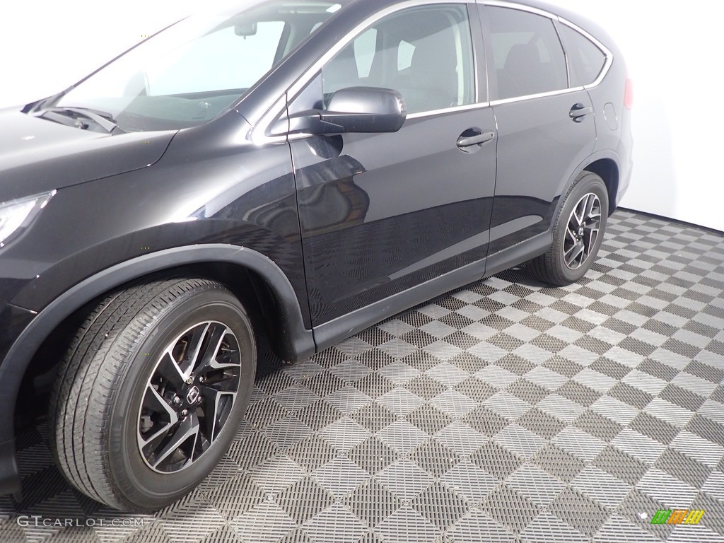 2016 CR-V SE AWD - Crystal Black Pearl / Black photo #9
