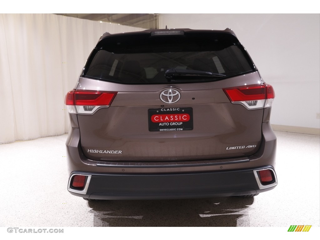 2017 Highlander Limited AWD - Toasted Walnut Pearl / Almond photo #18