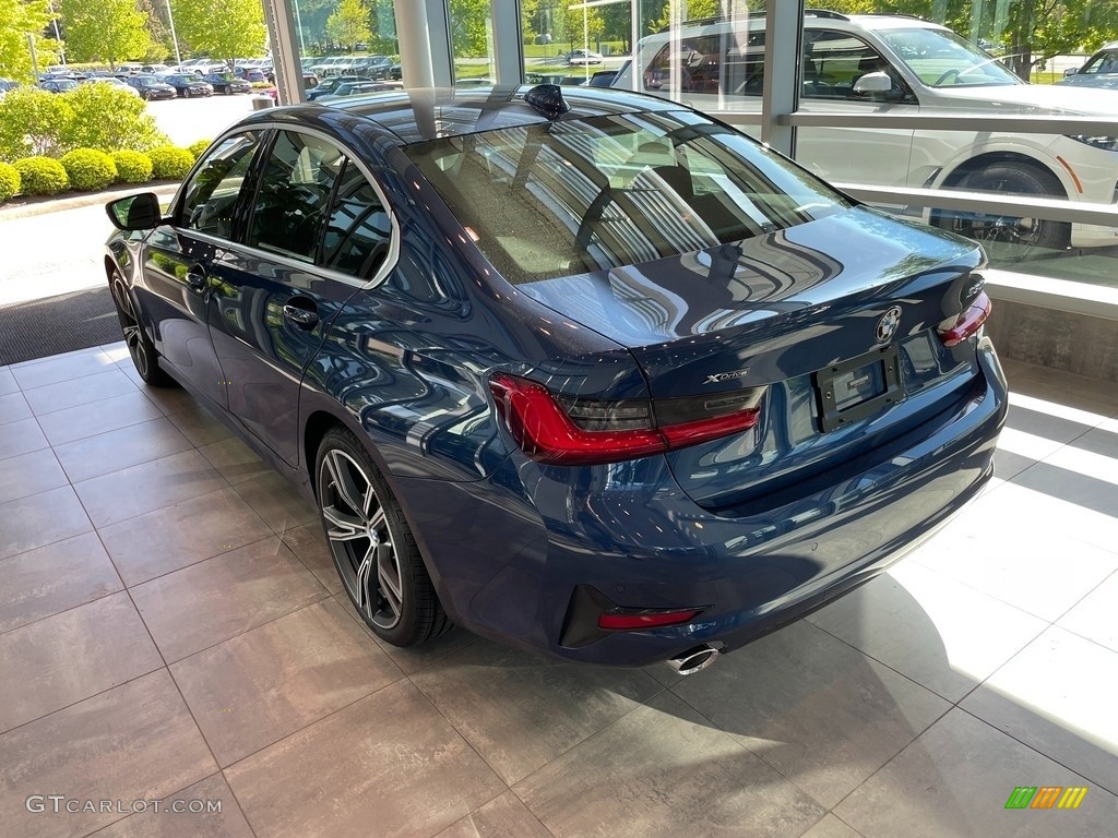 2021 3 Series 330i xDrive Sedan - Phytonic Blue Metallic / Black photo #2