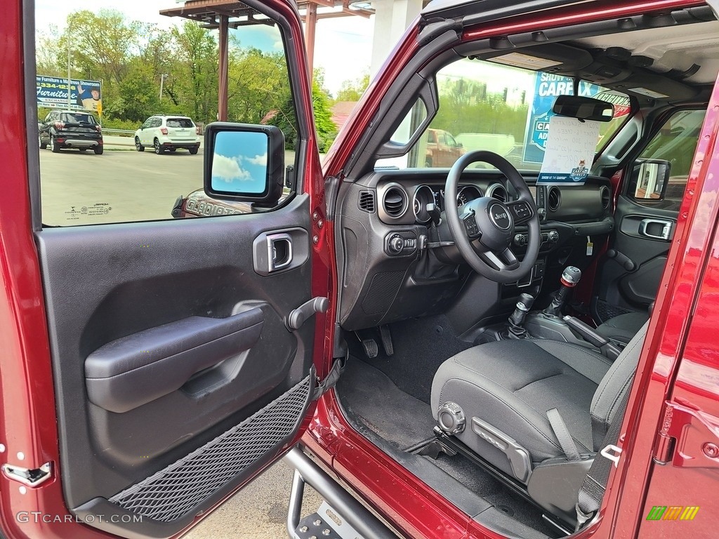 2021 Gladiator Sport 4x4 - Snazzberry Pearl / Black photo #3