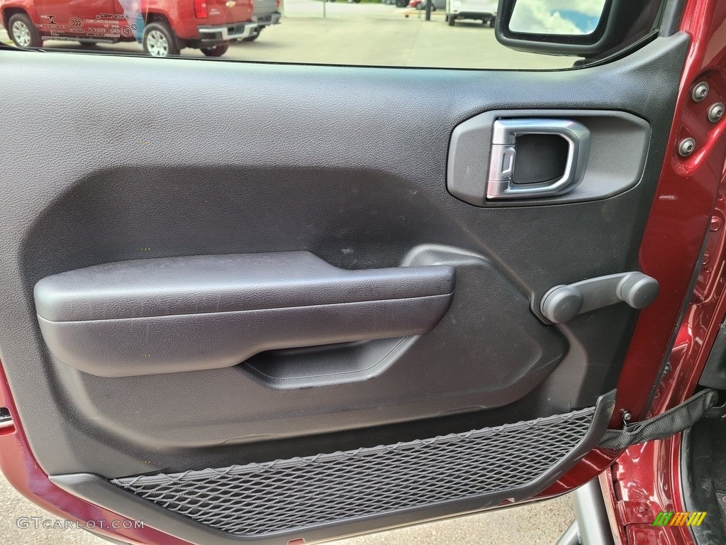 2021 Gladiator Sport 4x4 - Snazzberry Pearl / Black photo #5