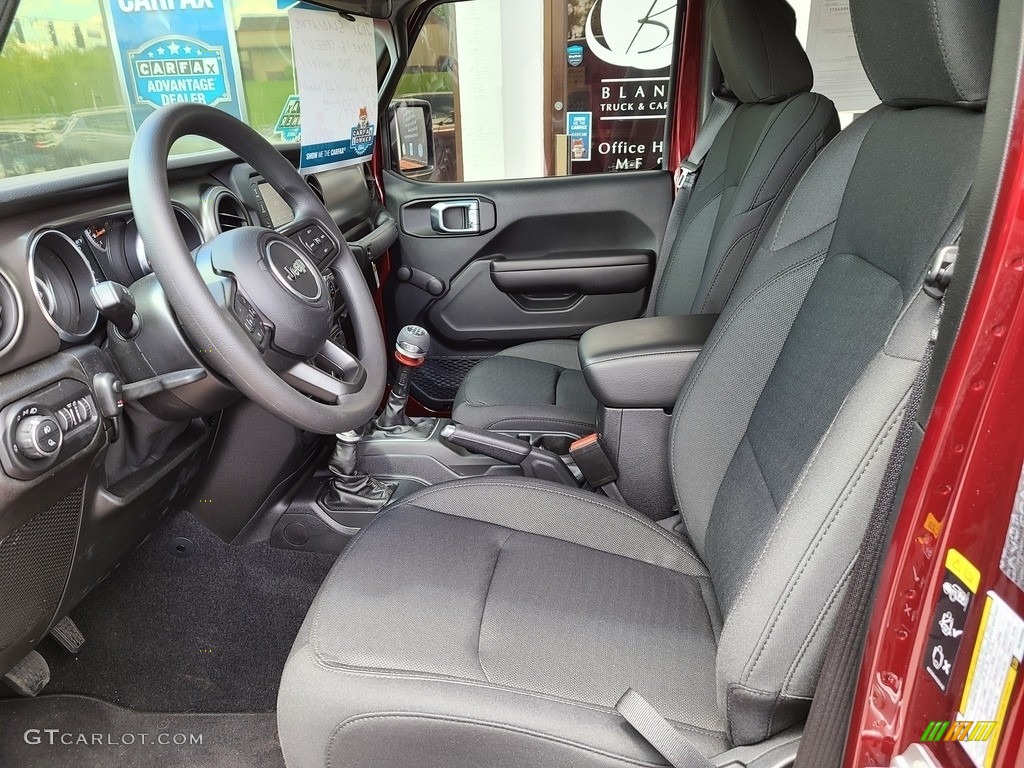 2021 Gladiator Sport 4x4 - Snazzberry Pearl / Black photo #6