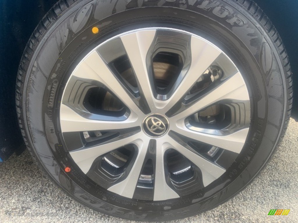 2021 Toyota Prius XLE AWD-e Wheel Photo #141960686