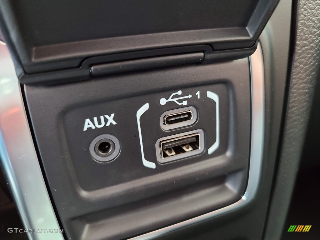 2021 Gladiator Sport 4x4 - Snazzberry Pearl / Black photo #17