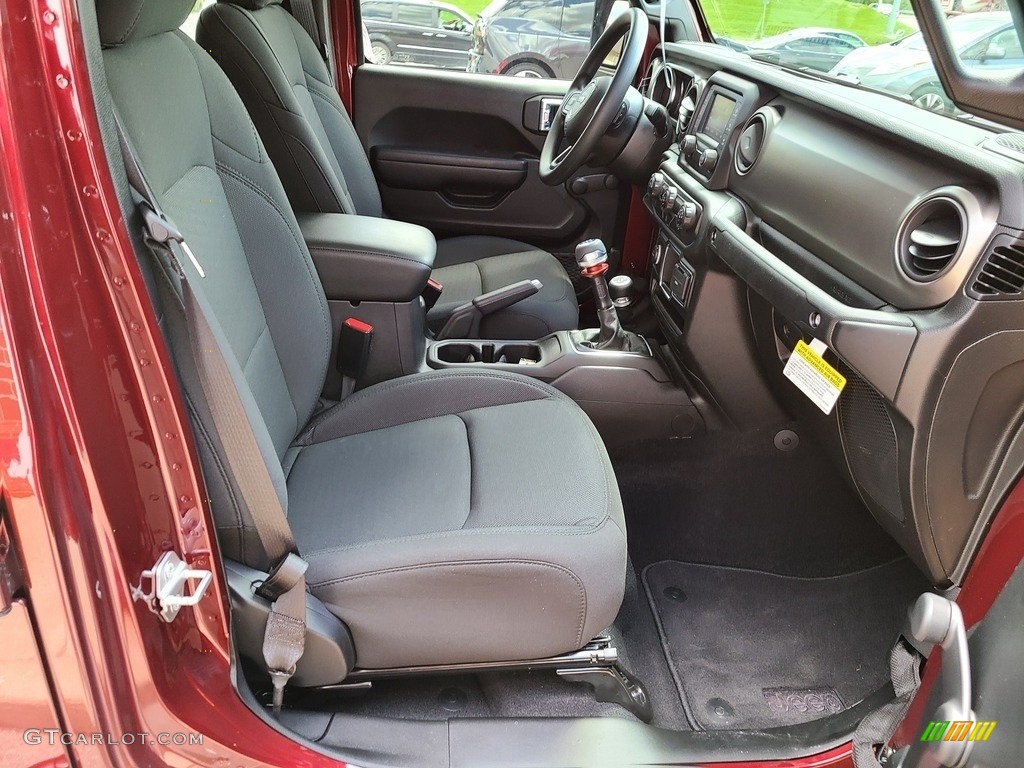 2021 Gladiator Sport 4x4 - Snazzberry Pearl / Black photo #32