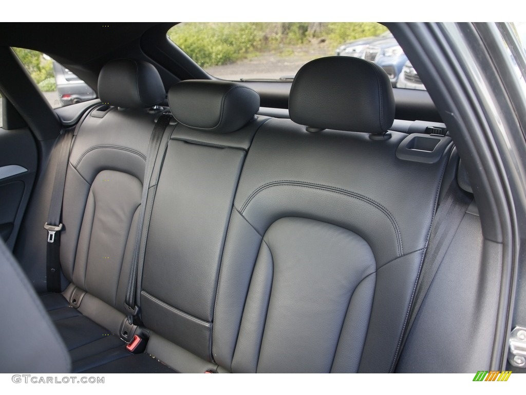 2018 Q3 2.0 TFSI Premium quattro - Daytona Gray Metallic / Black photo #13