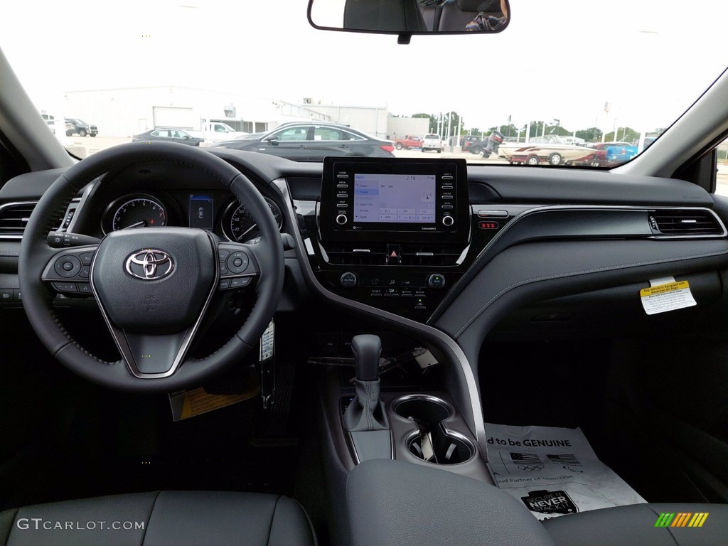 2021 Toyota Camry SE Black Dashboard Photo #141962177