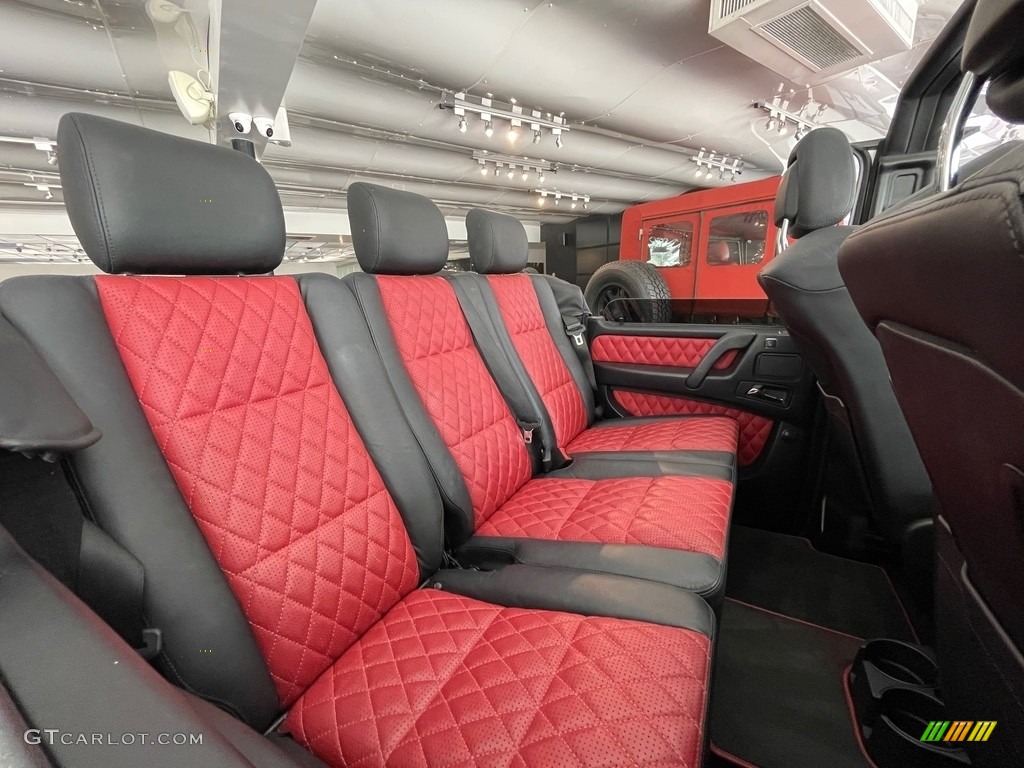 2015 Mercedes-Benz G 63 AMG Rear Seat Photos